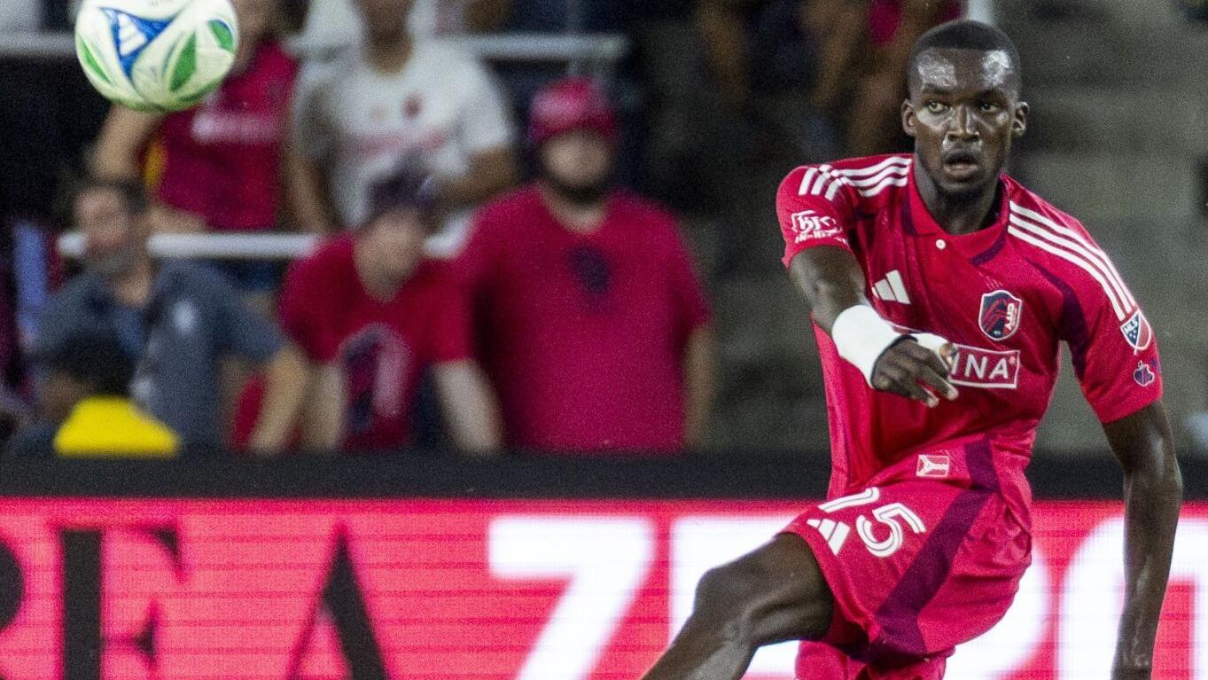 Fallou Fall shows flash, physicality and room to grow in debut with 最新杏吧原创 City SC